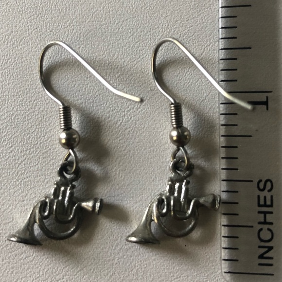 French horn earrings - Picture 3 of 6
